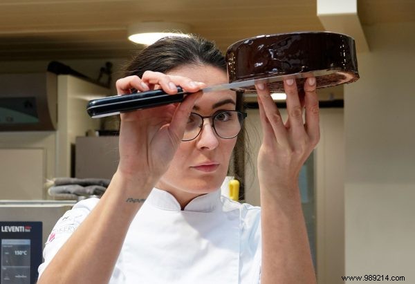 Heel Holland Bakt Returns: Fan Favorites Compete in the  Again  Season