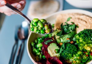 Plant-Based Diet Benefits: Proven Health Wins and 5 Key Pitfalls to Avoid