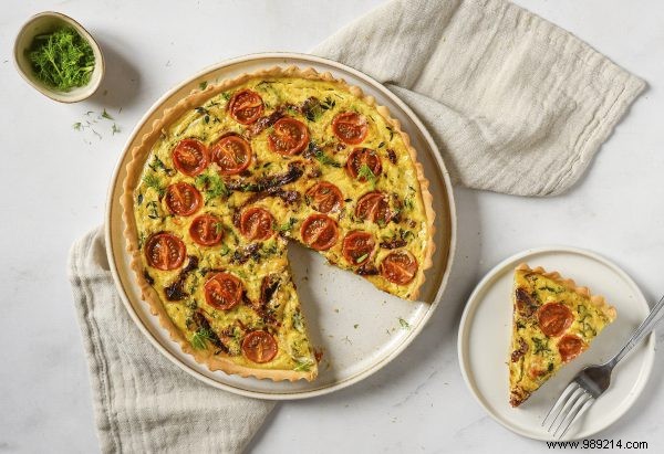 Vibrant Vegan Vegetable Quiche: Creamy Fennel & Tomato Recipe with Crunchy Crust