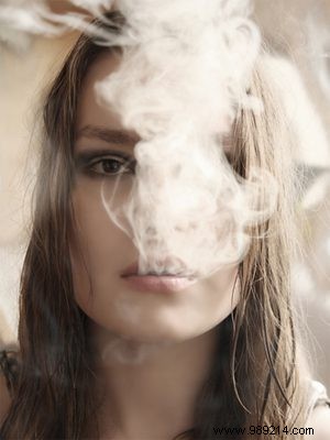 Why Smokers Enjoy Food Less: Greek Study Reveals Damaged Taste Buds