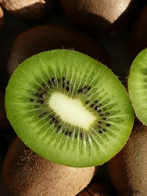 Amsterdam Supermarkets to Cut Healthy Food Prices in Low-Income Neighborhoods