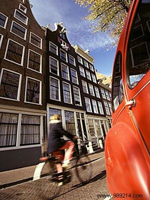 Exercise at Work and Active Commuting Reduce Heart Failure Risk by Up to 47%, Finnish Study Shows