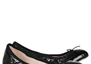 Why Ballerina Flats Harm Your Feet: Insights from Podiatry Experts