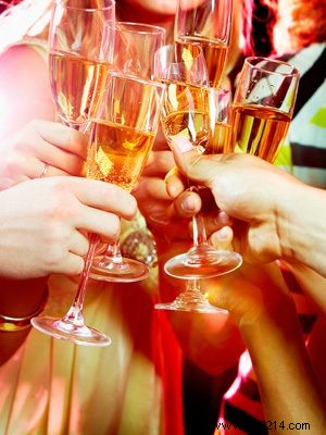 How to Prevent a Hangover: Proven Tips from Health Experts