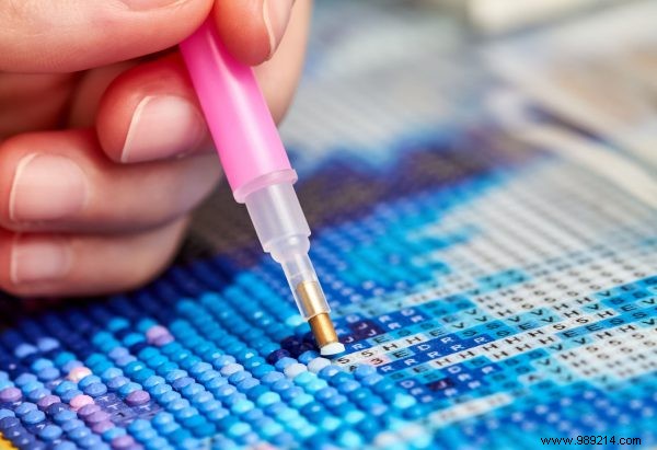 Diamond Painting: What It Is and Essential Supplies for Beginners