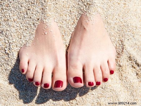 How to Stop Sweaty Feet: Expert Tips for Dry, Odor-Free Feet