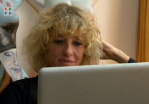 Watch  Exhausted(id) : Ingeborg Beugel s Revealing Documentary on Menopause