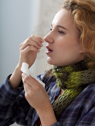 Why Cover Your Mouth When Sneezing? Stunning 4-Second Video Reveals Bacteria Spread