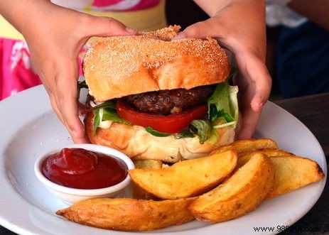 6 Proven Tips to Help Your Child Lose Weight Healthily