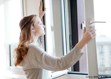 Reduce Stress Instantly: The Power of Slow Breathing Techniques