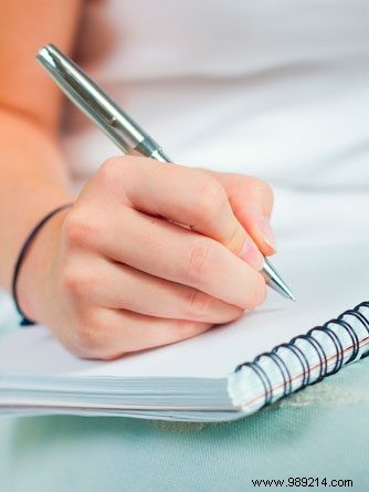 Why Handwriting Beats Typing for Superior Memory Retention