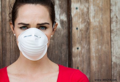 Understanding MERS: Middle East Respiratory Syndrome Coronavirus - Symptoms, Transmission, and Risks