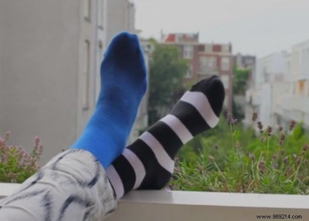 World Alzheimer s Day: Mart Visser and Frans Molenaar s Mismatched Socks Raise Awareness