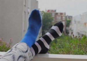 World Alzheimer s Day: Mart Visser and Frans Molenaar s Mismatched Socks Raise Awareness