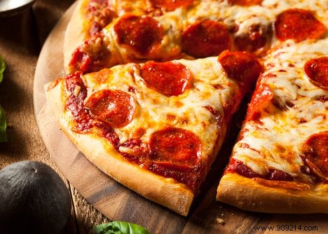 Blot Your Pizza with a Napkin: Cut 40 Calories Per Slice