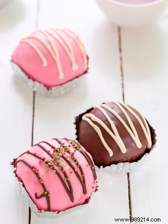 How to Retrain Your Taste Buds to Crave Fewer Sweets: Science-Backed Method