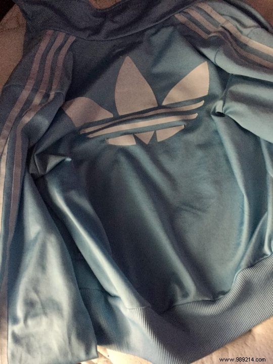 Why Do We All See Colors Differently? Unraveling Viral Illusions Like #TheDress