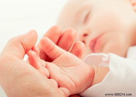 Microbirthing: Why British Doctors Warn It s a Dangerous Trend for C-Section Babies