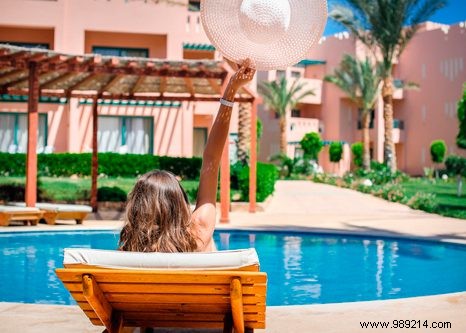 Why Your Eyes Turn Red After Swimming: The Real Culprit Isn t Chlorine