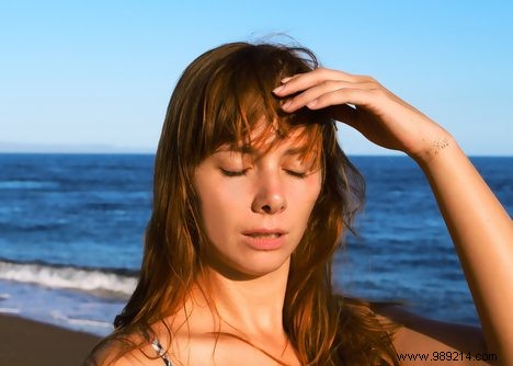 Sunstroke Essentials: Spot Symptoms, Deliver First Aid, and Prevent Heatstroke