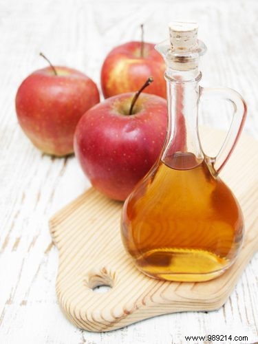 7 Proven Ways to Use Apple Cider Vinegar for Health, Beauty, and Home