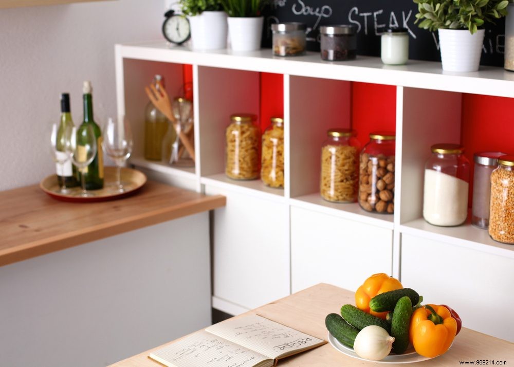 4 Proven Kitchen Changes to Curb Overeating and Promote Healthy Habits
