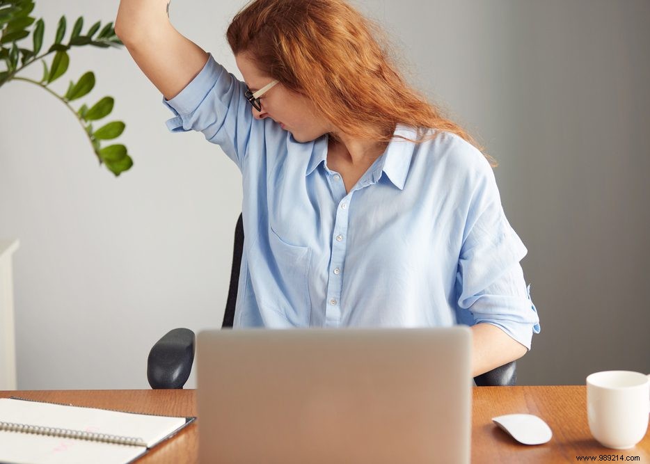 How to Tell If You Still Smell Fresh: The Simple Coffee Trick