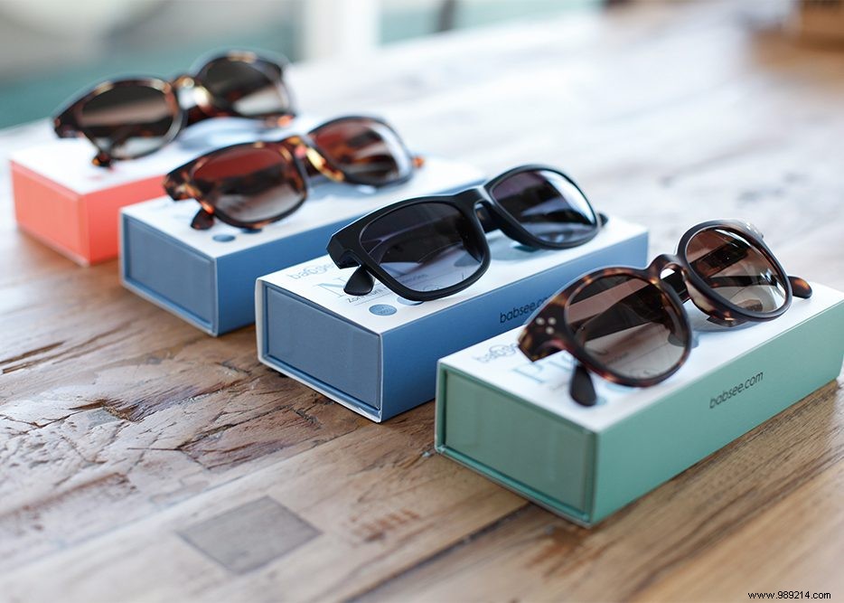 Convenient Sunglasses with Built-in Reading Lenses from Babsee