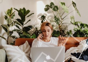 2022 Interior Design Trends: Warm Wood, Sustainability, Minimalism & Leather