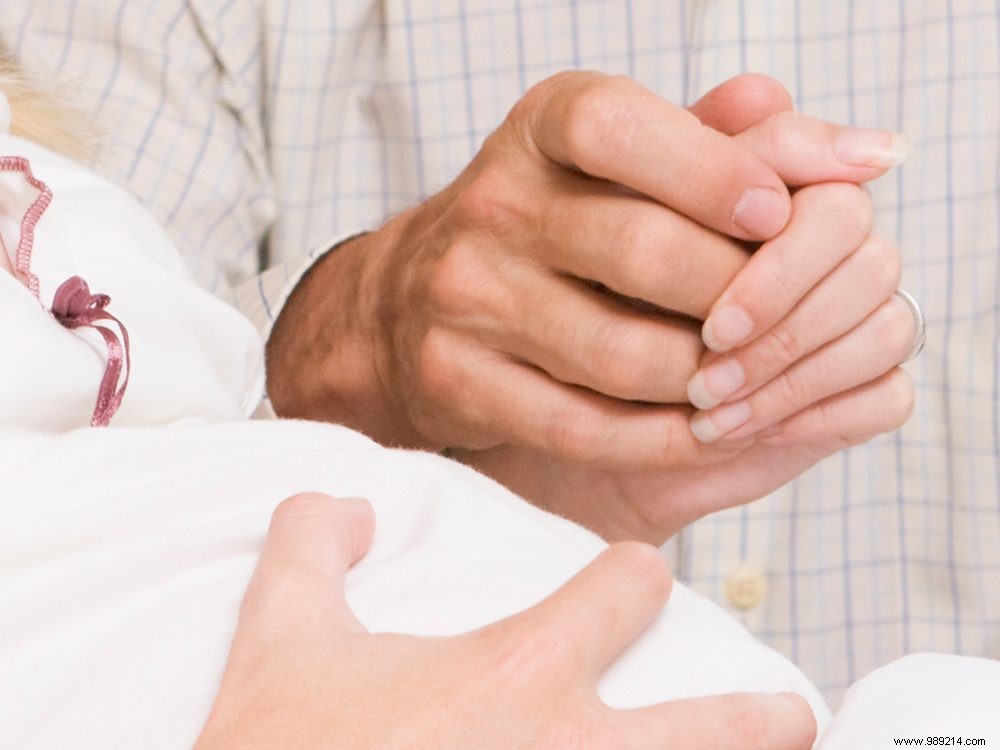 Does Holding Your Partner s Hand During Labor Really Reduce Pain? A Neuroscientist s Study Reveals the Truth