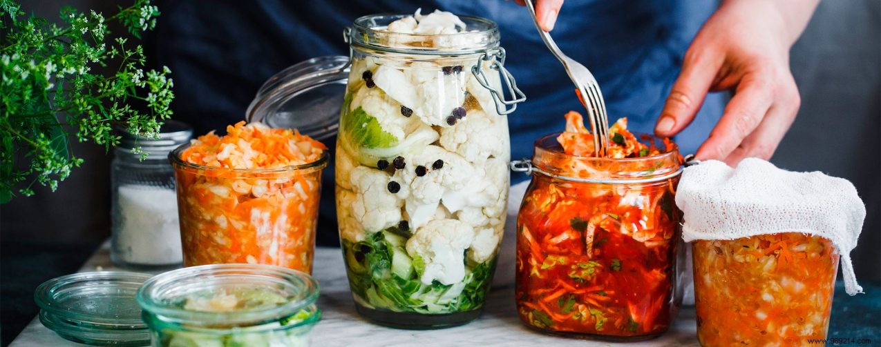 Probiotics vs. Prebiotics: Key Differences and Why Both Support Gut Health