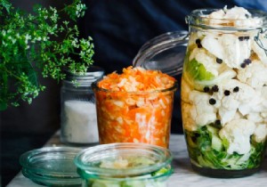 Probiotics vs. Prebiotics: Key Differences and Why Both Support Gut Health