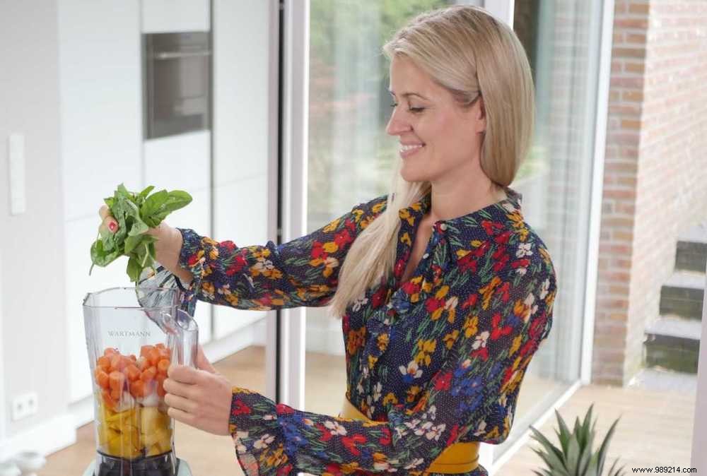 Master Delicious Smoothies: Join Health Coach Nora French s Expert Masterclasses