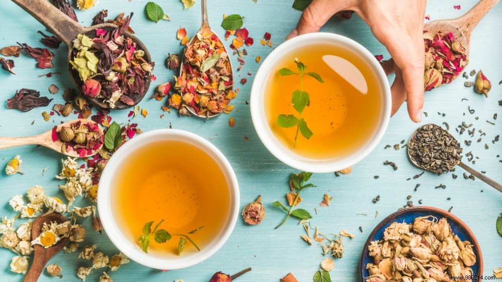 10 Popular Herbs That Can Dangerously Interact with Common Medications