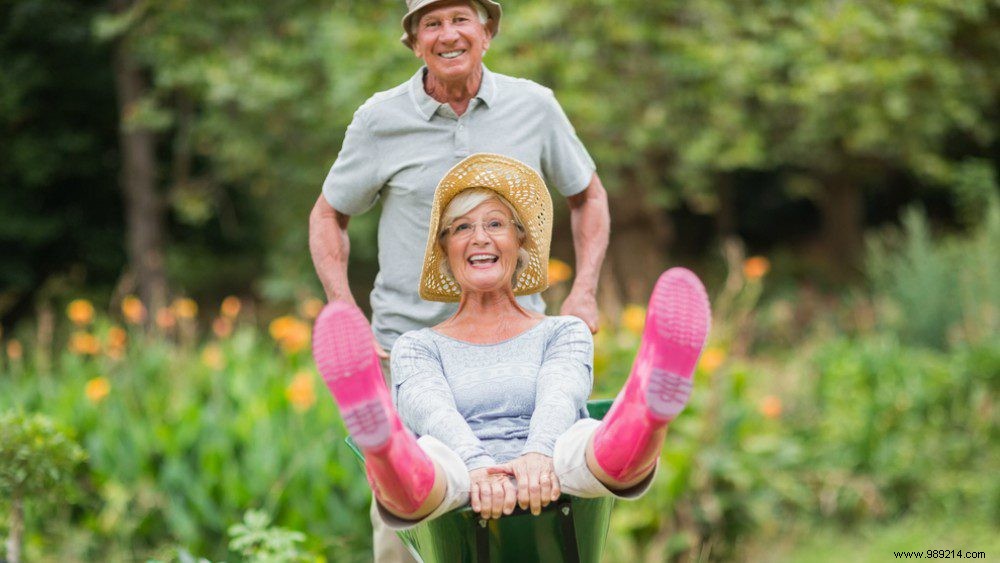 Which Countries Have the World s Longest-Living Men and Women? Study Findings