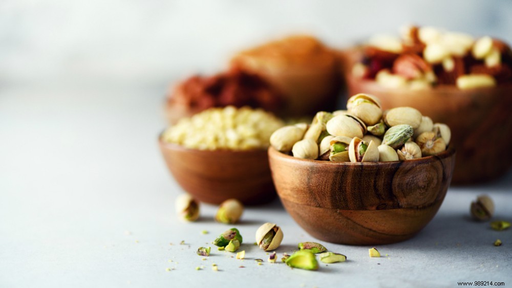 The Healthiest Nuts: Almonds, Pistachios, Walnuts, and Top Nutrition Picks