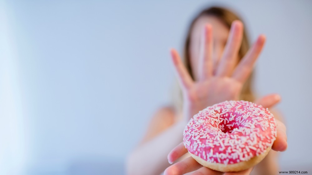 7 Proven Tips to Cut Back on Unhealthy Snacking