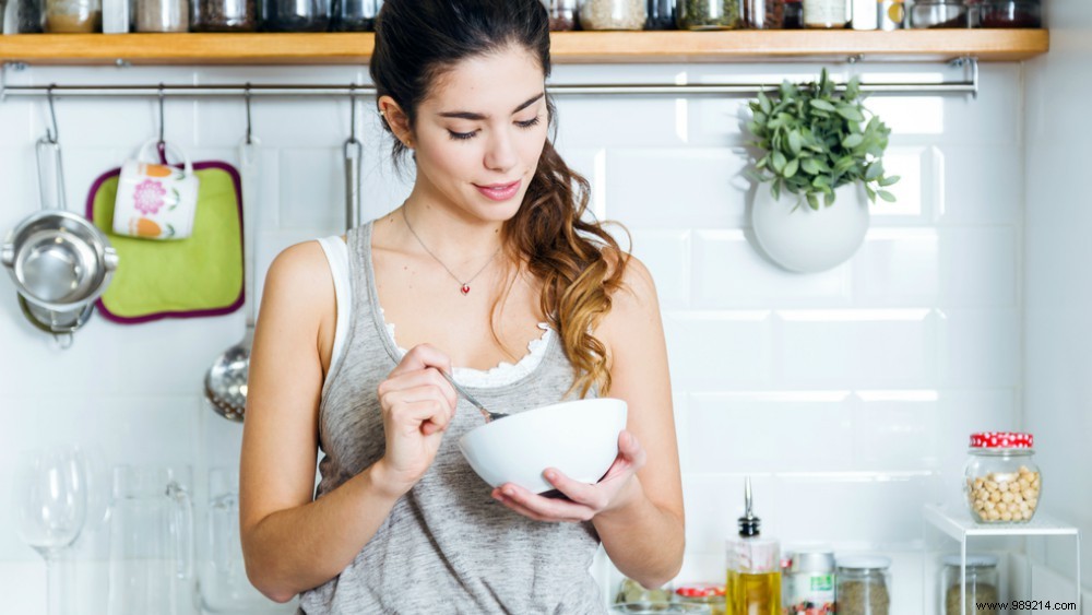 5 Things to Avoid Doing on an Empty Stomach