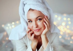 Effective Ways to Reduce Under-Eye Bags and Puffiness