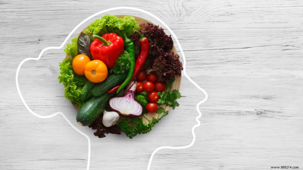 Intuitive Eating: Ditch Diets, Listen to Your Body, and Eat for Lasting Health