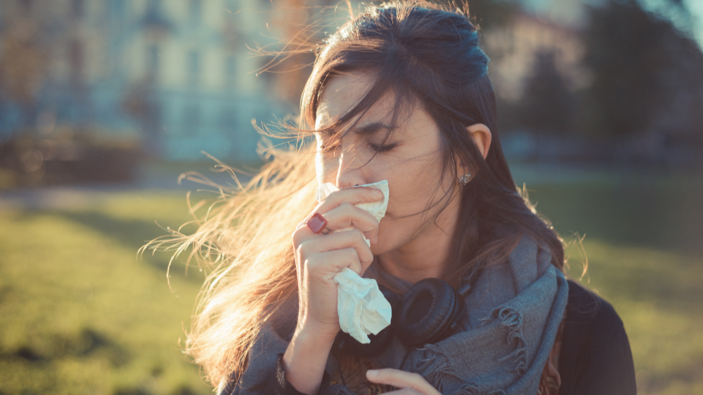 9 Expert Tips to Protect Yourself from Viruses Like COVID-19