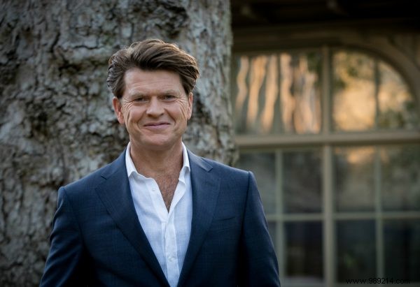 Beau van Erven Dorens Conquers Wim Hof Ice Bath: Inside the Chilling Experience