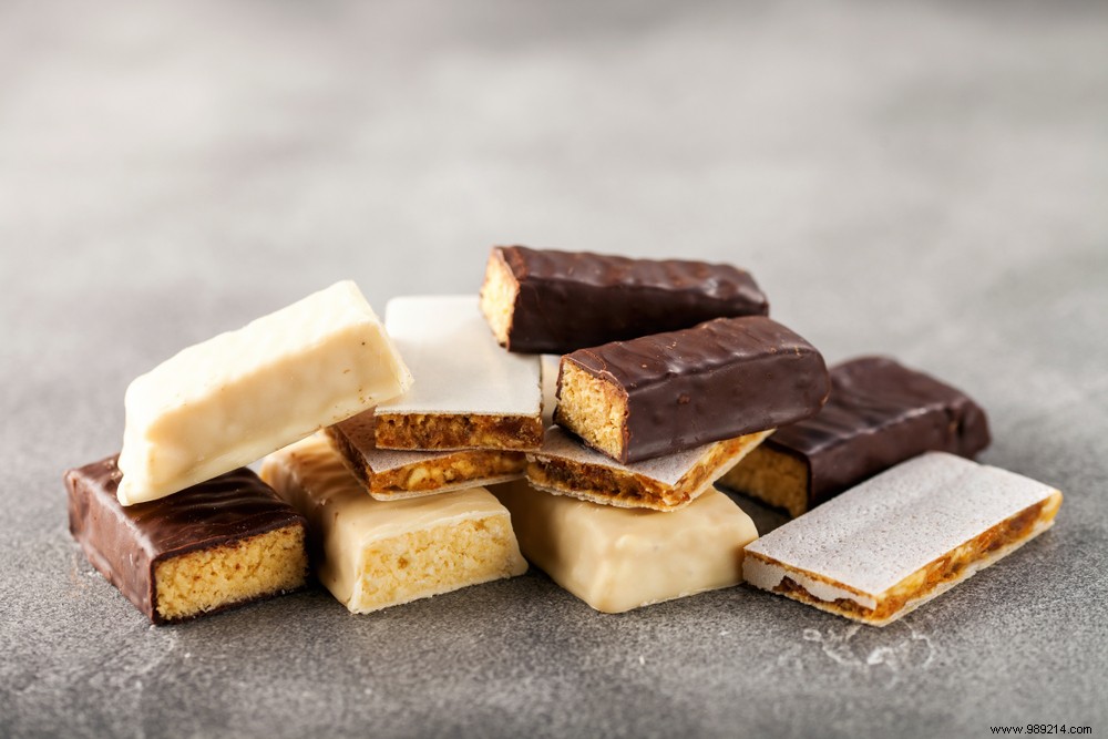 Are Protein Bars a Healthy Snack? Expert Tips to Choose Wisely