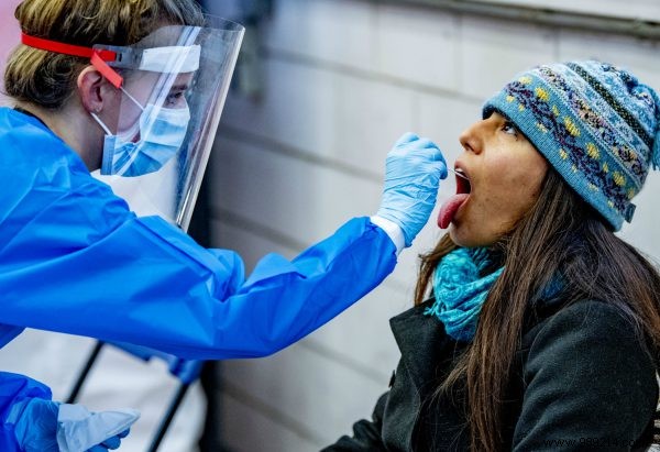 Santé Editors Share Their Honest COVID-19 Test Experiences