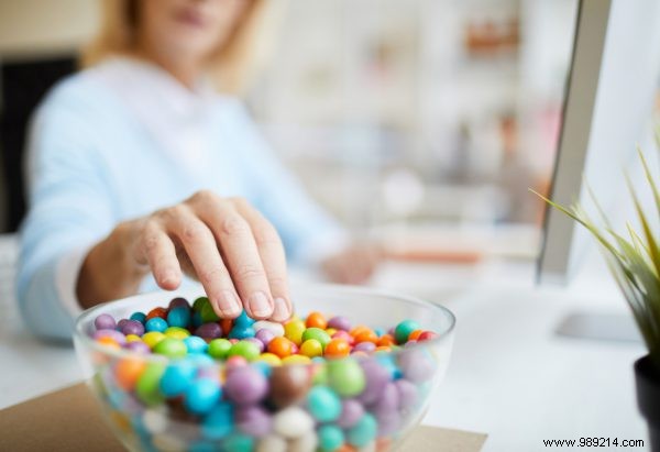 Sweets Week Kicks Off: Promoting Healthier Snack Choices in Lockdown