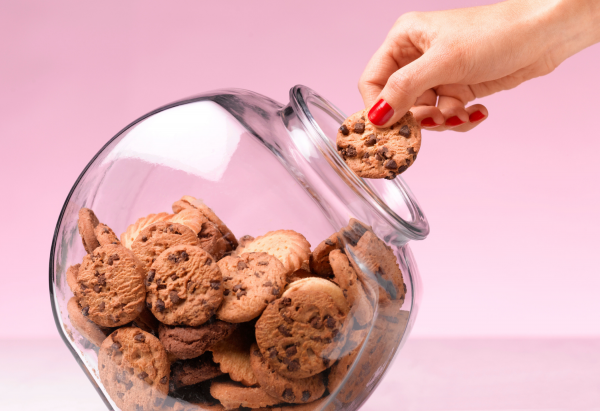 Santé Editor-in-Chief Annalot s Sugar-Free Week: Day 1 Battles Cookie Cravings