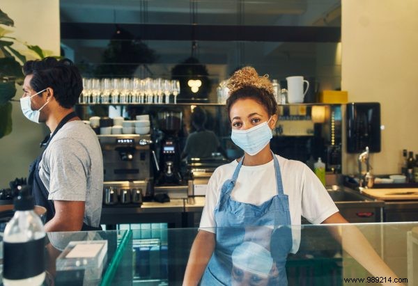 COVID-19 Early Symptoms Vary by Gender and Age: Insights from King s College London