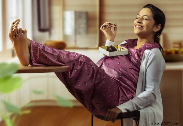 Finnish Study: Chocolate During Pregnancy Linked to Happier Babies