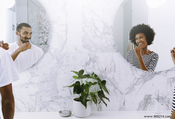 Sparkling Clean Bathroom: Proven DIY Trick with Baking Soda and Vinegar