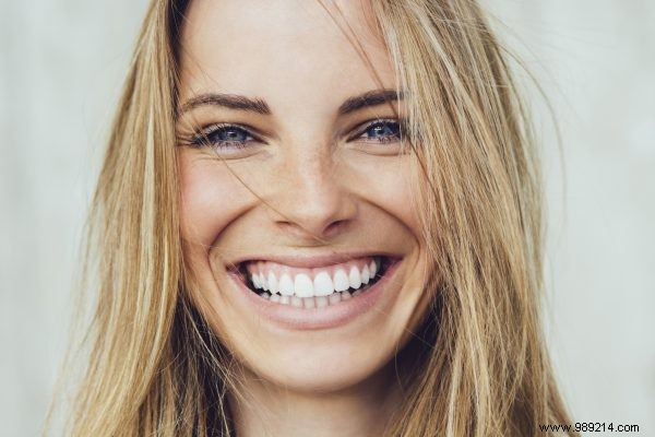 3 Natural Home Remedies for Brighter, Whiter Teeth